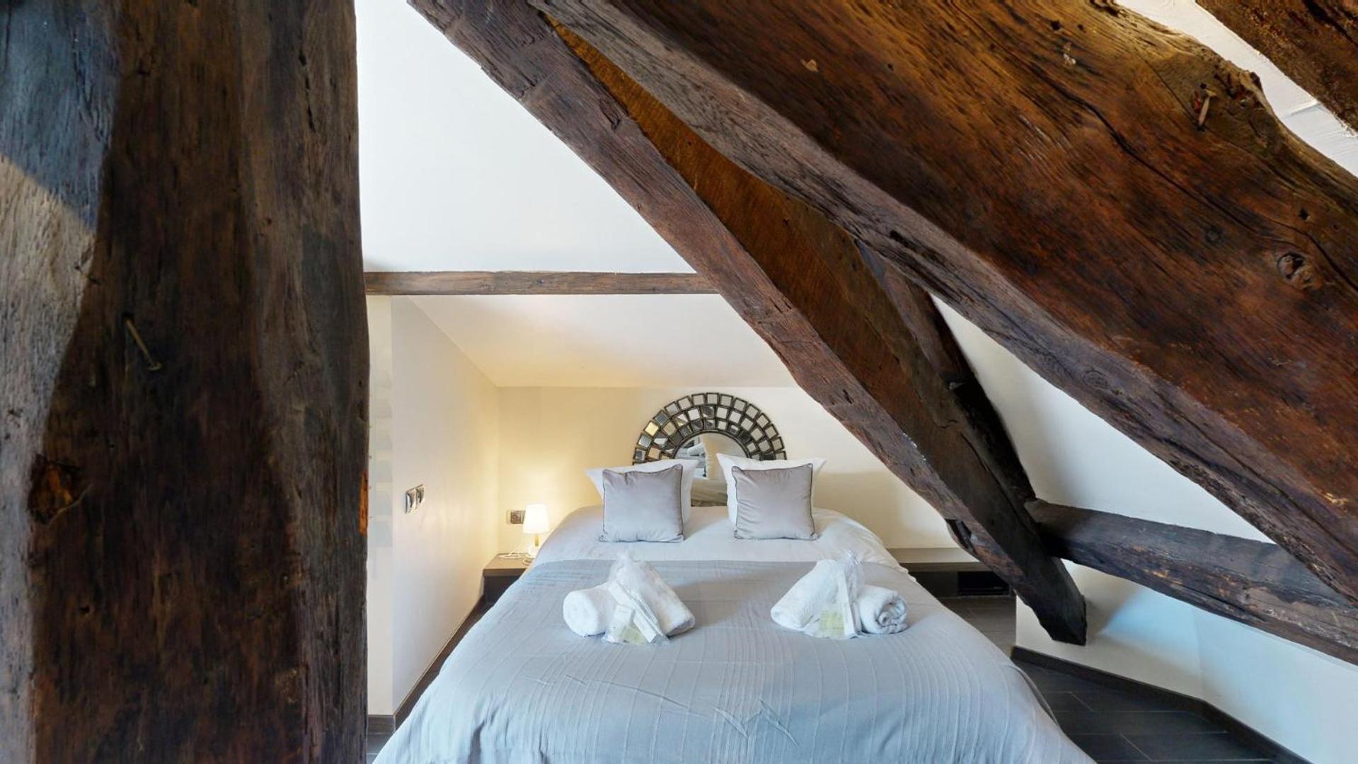Bluestay 201 - Superb In Paris